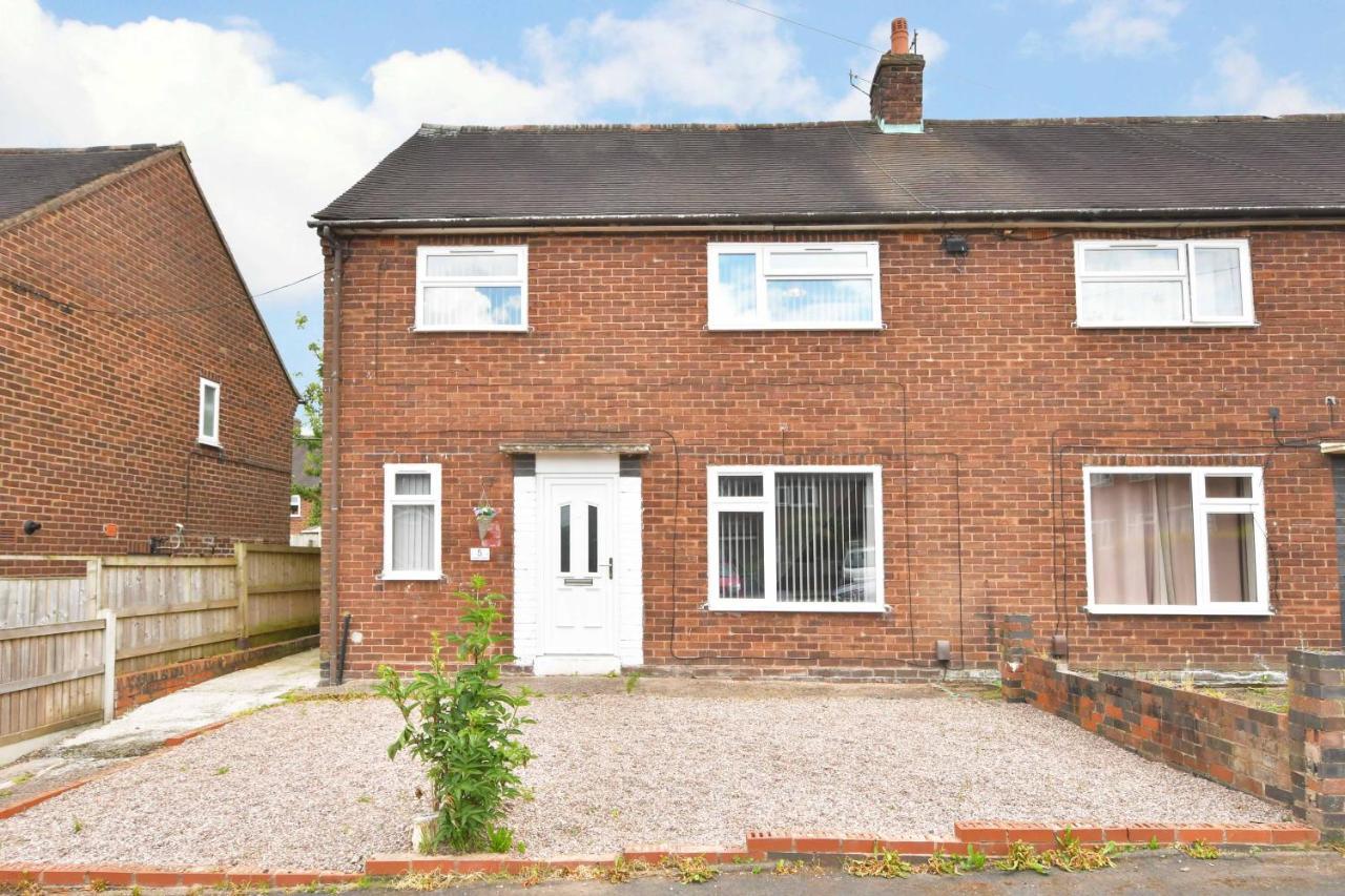 Townhouse @ Chiltern Place Newcastle Under Lyme Silverdale  Экстерьер фото