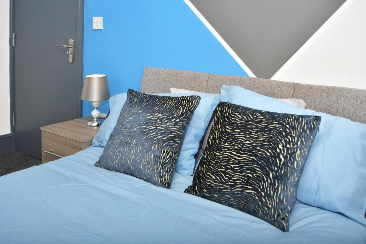 Townhouse @ Chiltern Place Newcastle Under Lyme Silverdale  Экстерьер фото